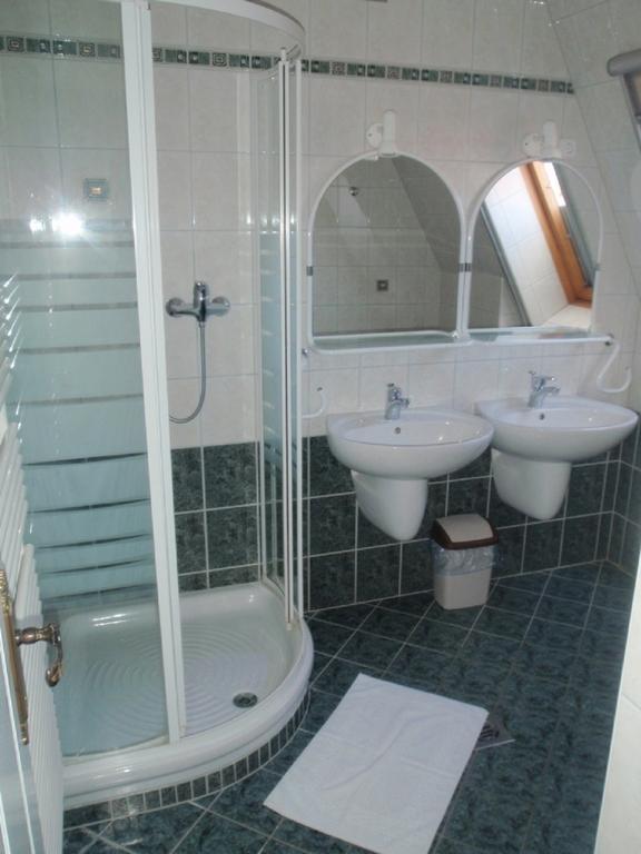 Apartamento Margaréta Apartmanház Hajdúszoboszló Habitación foto